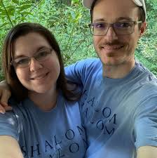 where to ride a bus with toddlers near Auburn?