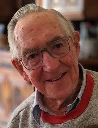 Les Hines's Instagram, Twitter & Facebook