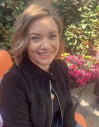 Deborah Condit's Instagram, Twitter & Facebook