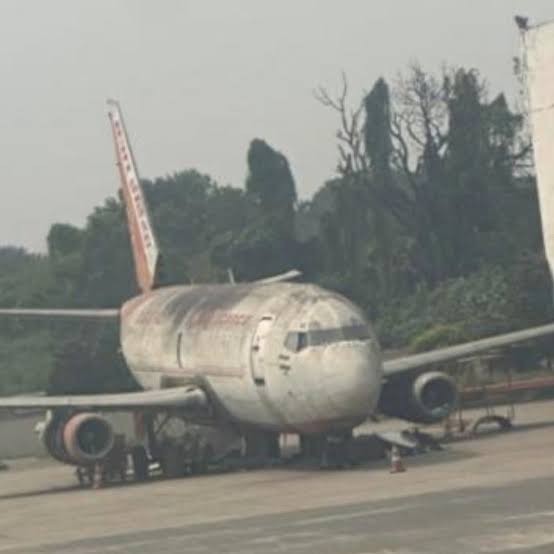 เจอแล้ว! เครื่องบิน "โบอิ้ง 737" หายสาบสูญนาน 13 ปี  ที่แท้ถูกจอดทิ้งกลางสนามบิน