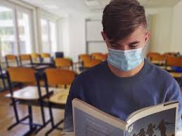 Noul An Scolar Incepe In Conditii De Pandemie 100 000 De Elevi Reiau Cursurile Online Sute De Profesori Sunt In Spital Sau In Carantina Mobile