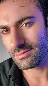 Lorenzo Verratti: Moments of Love and Laughter