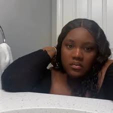 Tanisha Simon's Instagram, Twitter & Facebook