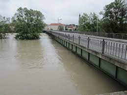 Nach dem schlimmen hochwasser in simbach am inn packt nun auch die bundeswehr mit an. Hochwasser In Simbach Eine Illustrierte Geschichte Alt Simbach De