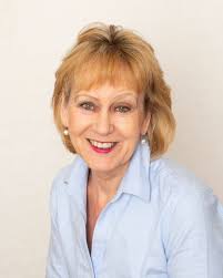 How To Build Confidence In Speaking, Presentation Skills Training — The  Speak.