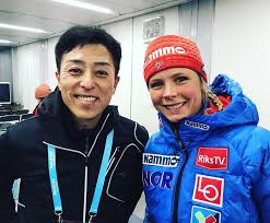 Maren lundby viser unge jenter verden over at de selvsagt kan bli skihoppere om de vil, har talent og orker å jobbe for det. Maren Lundby Sist Ar Motte Jeg Funaki Kan Arets Tur Til Japan Na Nye Hoyder Tvilsomt Facebook