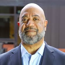 Miriam Stevens's Instagram, Twitter & Facebook