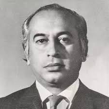 Chat with Kiran: The Devoted Hindu Mother in a Muslim Locality