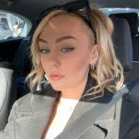 Ellen Rowland's Instagram, Twitter & Facebook