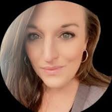 Sharon Dinges's Instagram, Twitter & Facebook