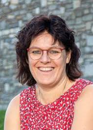 Liebe/r ! 4. Juli 2025 Nun hast du die 2. Klasse schon geschafft. Du warst  fleißig und hast ganz