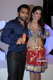 Sunny Leone Endorsing Sachiin Joshi S Energy Drink Photos Filmibeat Joshi wears many personal details. sunny leone endorsing sachiin joshi s