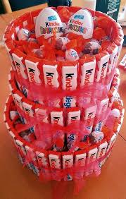 Torte Aus Kinderschokolade Kinder Schokolade Kindertorte Susse Geschenke