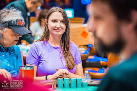 Wayne Newcomb's Instagram, Twitter & Facebook