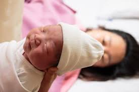 Dengan demikian, seorang ibu yang sedang hamil dapat mengonsumsi pete sesekali dan tidak berlebihan. 6 Manfaat Jambu Biji Untuk Ibu Hamil Dan Janin Hello Sehat