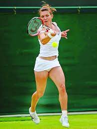 At the age of 6, she started exercising daily and at the age of 16, she relocated to bucharest to build her tennis career. Simona Halep Body Measurements Height Weight Bra Size Age Facts Tennis Clothes Tennis Players Female Simona Halep
