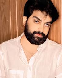 Big Fella... 🎄 🎁 🎊🎉🌟 ♥️🥳 . . . . . . . . #christmas #eve #december  #goodies #samsungs20plus #mobilephotography #hyderabad #prasadgaddam