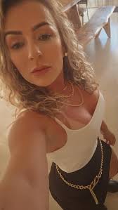 Cliente linda usando Rita Corrêa