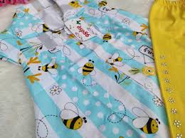 Setelan kemeja pantai anak motif leaf terbaru. Jual Setelan Tunik Kemeja Dan Legging Anak Perempuan Motif Bee Usia 1 5th Murah Juni 2021 Blibli