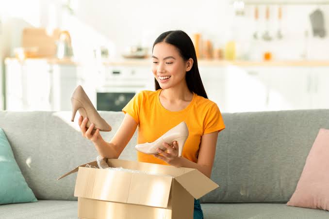 Online Shopping as Self-Care: When It's Okay to Say Yes to Emotional  Spending