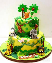 First Birthday Cake Flavor Ideas Jungle Cake For Dhruva S 1st How Cute Are These Animals Cake Flavor A Belgian Chocolate Cake Calle Jungle Cake Animal Birthday Cakes Jungle Theme Cakes