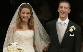 Prinz william (38) und herzogin kate (39) achten ziemlich penibel darauf, dass ihre kinder prinz george (7), prinzessin charlotte (5) und prinz louis (2) so . Princess Of Luxembourg Branded Gold Digger As She Takes Divorce To Uk Court