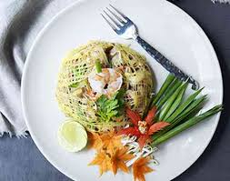 Det er mange varianter av pad thai, og ikke alle er like gode… men denne er det! Stekte Nudler Thaistyle Pad Thai Kung Oppskrift Med Naeringsinnhold Allergener Og Pris
