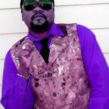 Stream Laura Branco music