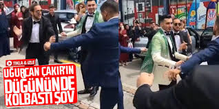 Çakır çiftini tebrik ediyor, kuzey adını verdikleri çocuklarına uzun ve sağlıklı bir ömür diliyoruz. ifadelerine yer verildi. Ugurcan Cakir In Dugununde Kolbasti Sov Karadeniz Gazetesi