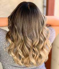 23 Gorgeous Medium Wavy Hairstyles Stylesrant