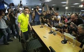 Lionel messi in conferenza stampa: Messi Torna A Parlare In Conferenza Stampa Dopo Due Anni Ecco Il Motivo