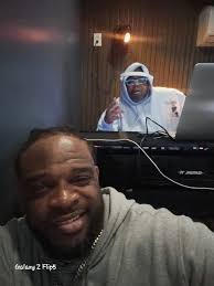 Get ya lug holes round this ... Prodigy mix in Take me Away DJ S.K.T. ...  it goes off proper! 😁😁😁😁😁 Hope everyone has recovered well! 🙏 😉 🙂