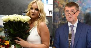 Babiš opět lže o své rodině, aby řešil vlastní problémy. Andrej Babis Poriadne Vynadal Svojej Zene Monika Len Plakala Za Vsetko Moze Oblecenie Fotografia C 2 Novy Cas