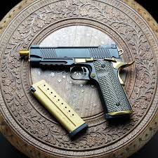 1911 45 Black And Gold Gold Is The New Black Klonimus Gold Series 1911 Parts Hand Guns Guns Concealed Carry Handgun
