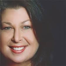 Debra Nichols's Instagram, Twitter & Facebook