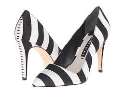 Black And White Striped Shoes Size 38 Alice Olivia Dina 95 Black White Stripe Grosgrain 6pm Com White Slip On Shoes Black And White Shoes Women Shoes