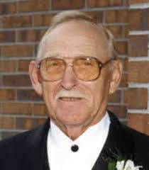 Frieda Estes's Instagram, Twitter & Facebook