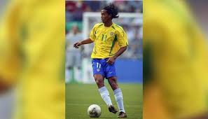 It began on august 10, 2002, and reached its end on december 15, 2002. Maglia Ufficiale Ronaldinho Brasile 2002 Autografata Charitystars