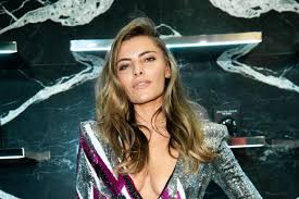 Последние твиты от sophia thomalla (@thomallasophia). Sophia Thomalla Sie Schockt Fans Mit Post Am Valentinstag Brigitte De