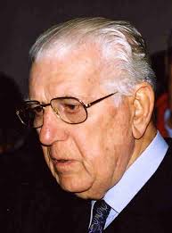 239 1996 à LA FSCF Jean Paul BOURDIN est le nouveau secrétaire général 1er  FEVRIER 1996 GYMNASTIQUE FEMININE réunion commis