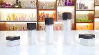Custom Luxury Bottles Cosmetic Bottle Set Skincare Packaging Square Plastic  Acrylic 30ml 50ml 100ml White Black 15g 30g 50g 1pcs