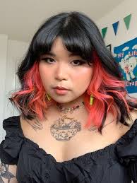 Oct 26, 2021 · capelli rosa / meches su capelli neri tinti. Capelli Neri E Rossi Uno Stile Su Cui Puntare Capellistyle