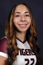 Kaylee Campbell's Instagram, Twitter & Facebook