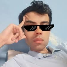 memoona sattar On Threads