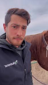 #catchmeoutside #horsetips #barrelbetty #reininghorses  #horsetrainersoftiktok #CODSquadUp #kanye