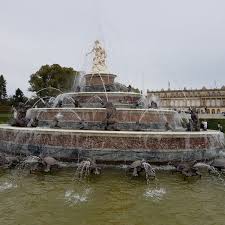 Die 200 jahre alte abdichtung des. Photos At Latona Brunnen Herreninsel 1 Tip