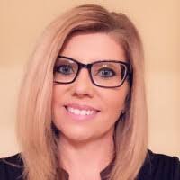 Crystal Bowman's Instagram, Twitter & Facebook