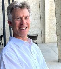 Robin Frye's Instagram, Twitter & Facebook