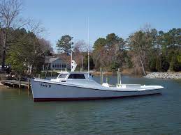 Pin By Silvia Valles On Buyboats Boat Wooden Boat Plans Bay Boats