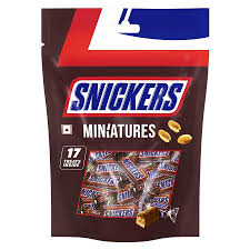The annual global sales of snickers was $2 billion as of 2004. Buy Snickers Chocolates Peanut Filled Chocolate Miniatures 170 Gm Pouch Online At Best Price Bigbasket